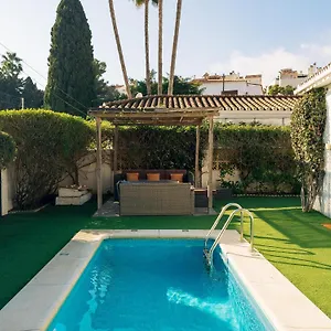 https://casa-torremolinos.hotelsinnerja.org